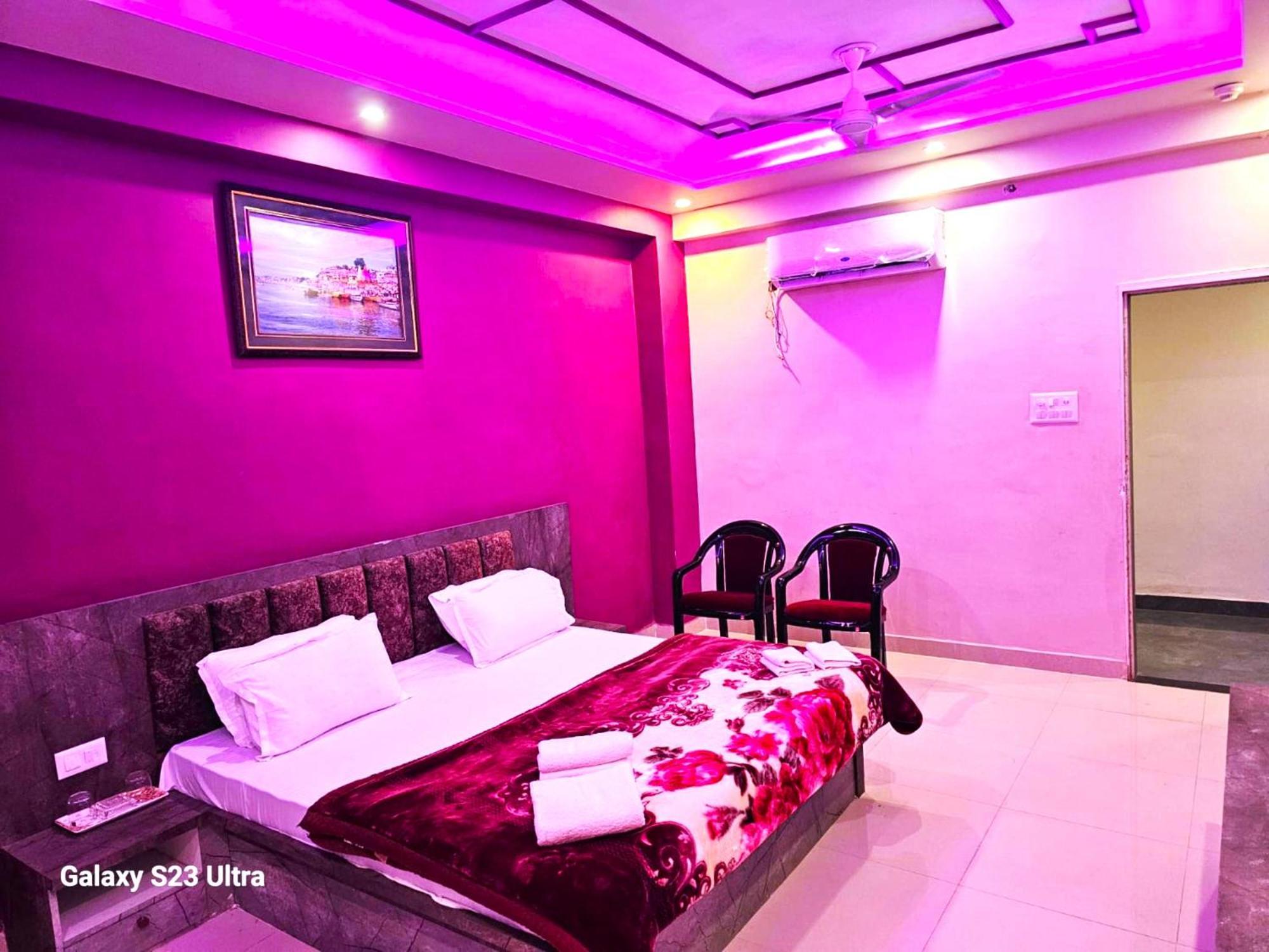 Hotel Kashi Inn Raj Ghat Varanasi Exterior photo